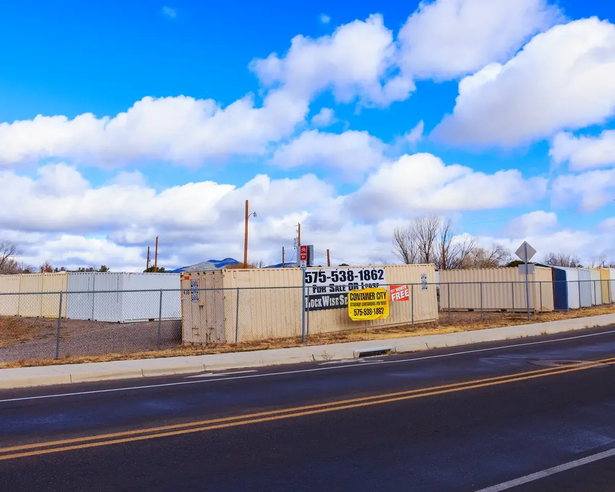 Exterior of Silver City Lock Wise Outdoor Storage Units